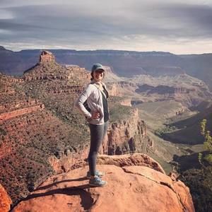 Meet your Posher, Elise